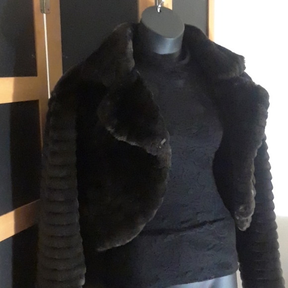 De'rothschild Vintage Faux Mink Coat - Picture 8 of 16